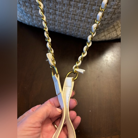 Designer inspired tweed handbag with attached zippered pouch - Picture 14 of 16